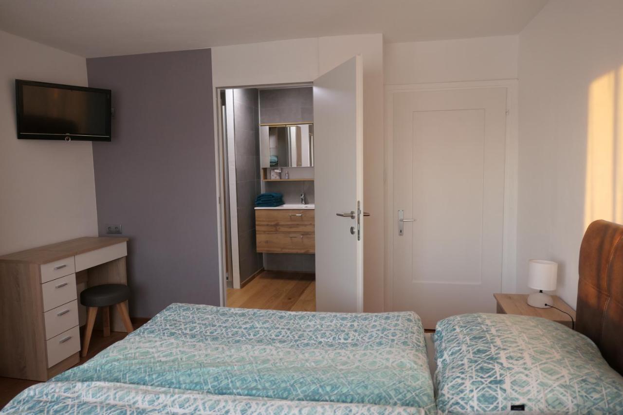 Ferienwohnung Casa Rosa Bildstein Bagian luar foto